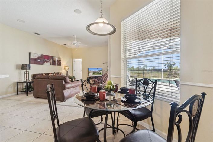 Image No.15-5 Bed House for sale