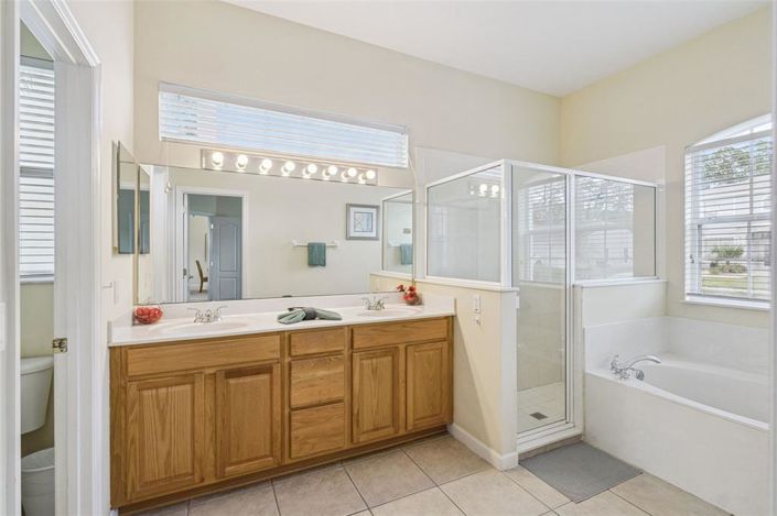 Image No.25-5 Bed House for sale