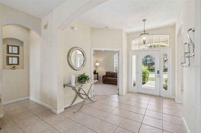 Image No.5-5 Bed House for sale