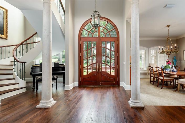 Image No.17-5 Bed House for sale