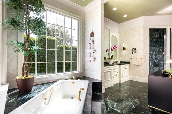 Image No.45-5 Bed House for sale