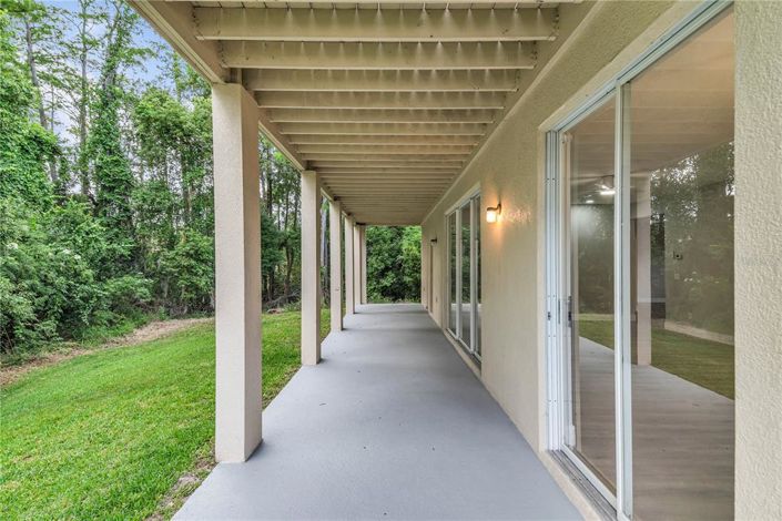 Image No.38-5 Bed House for sale