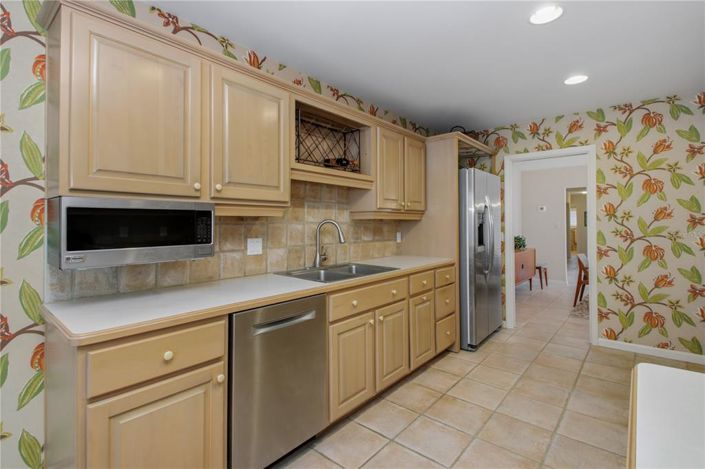 Image No.12-3 Bed House for sale