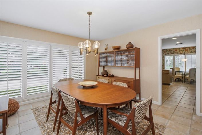 Image No.14-3 Bed House for sale