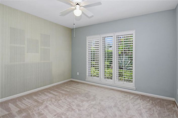 Image No.21-3 Bed House for sale