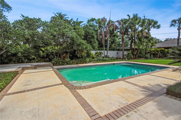 Image No.32-3 Bed House for sale