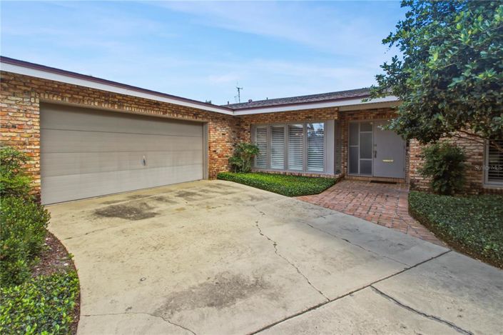 Image No.34-3 Bed House for sale