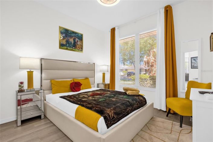 Image No.19-4 Bed House for sale