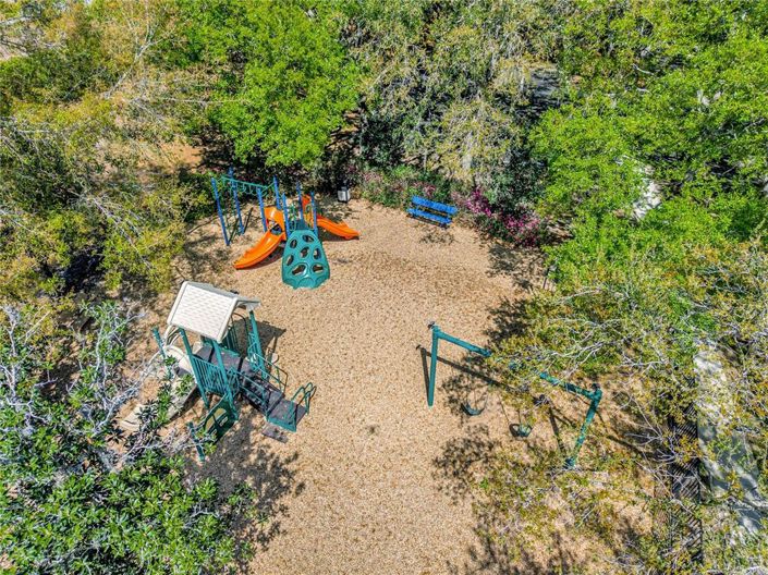 Image No.42-4 Bed House for sale