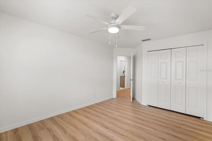 Image No.23-4 Bed House for sale