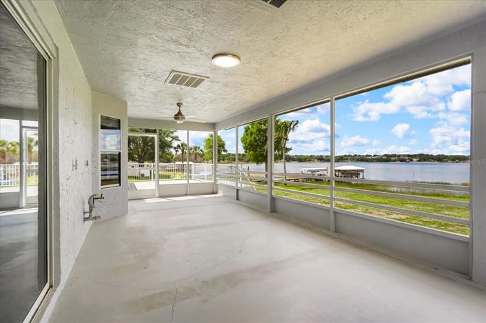 Image No.28-4 Bed House for sale