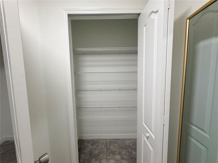 Image No.18-5 Bed House for sale