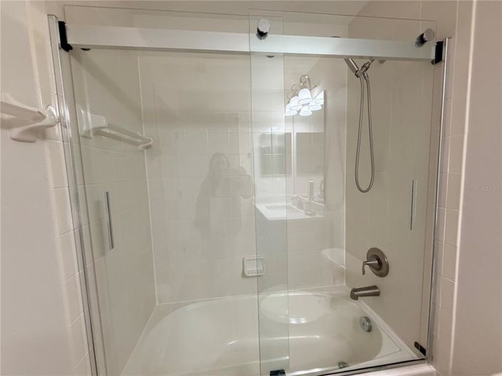 Image No.30-5 Bed House for sale