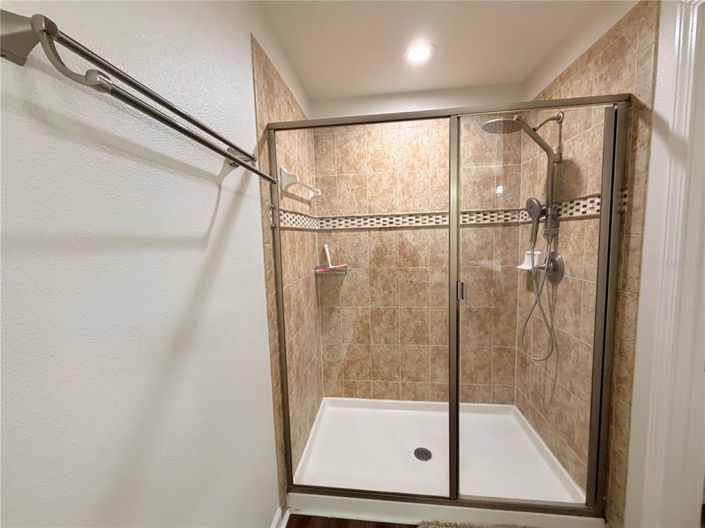 Image No.32-5 Bed House for sale