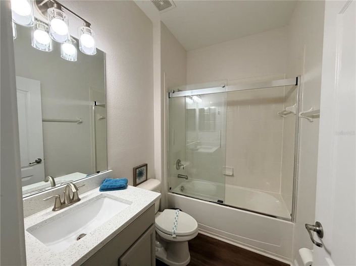 Image No.38-5 Bed House for sale