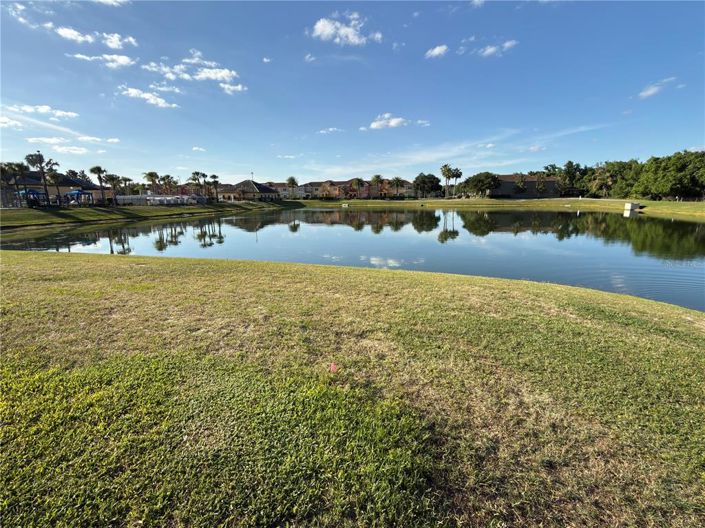 Image No.48-5 Bed House for sale