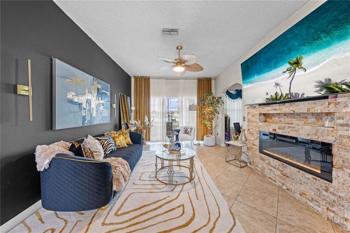 Image No.11-4 Bed House for sale