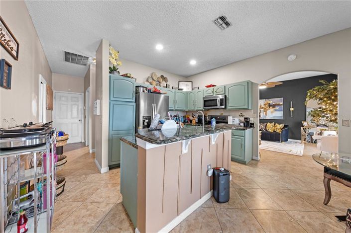 Image No.13-4 Bed House for sale