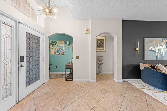 Image No.32-4 Bed House for sale