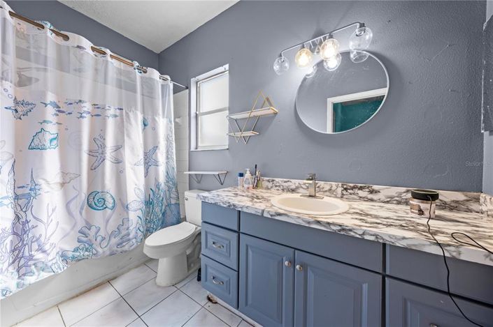 Image No.40-4 Bed House for sale