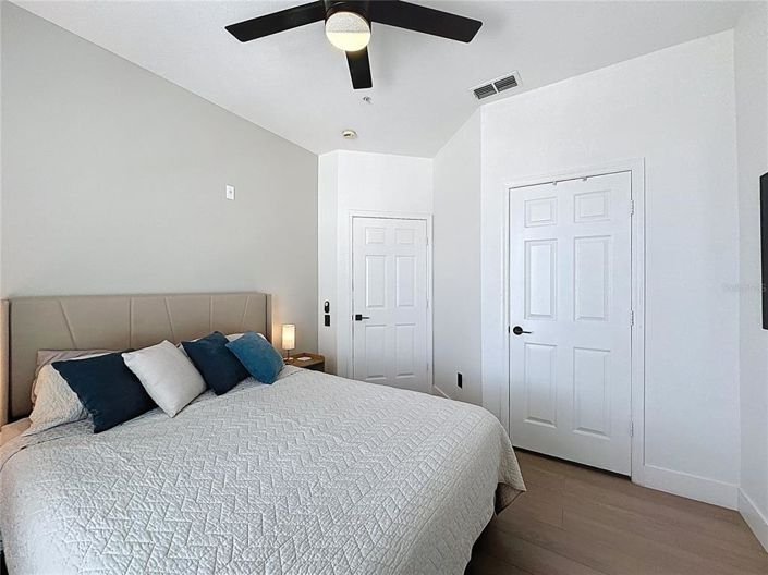 Image No.20-3 Bed Apartment for sale