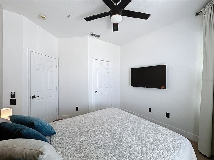 Image No.21-3 Bed Apartment for sale