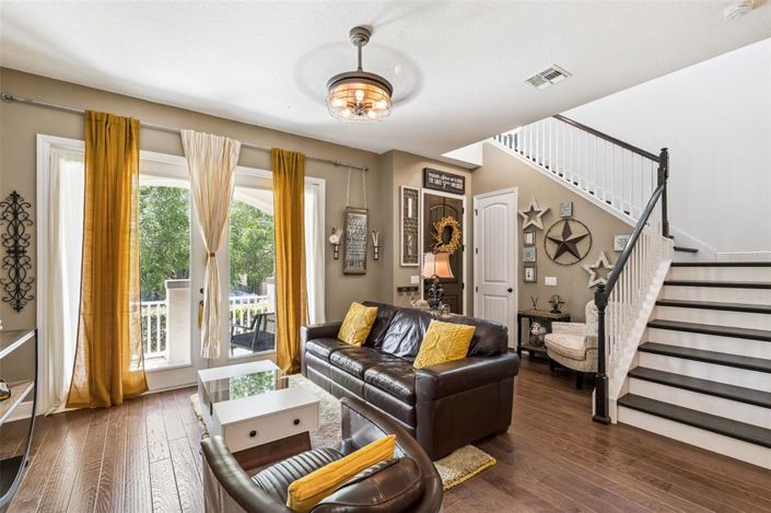Image No.3-3 Bed House for sale