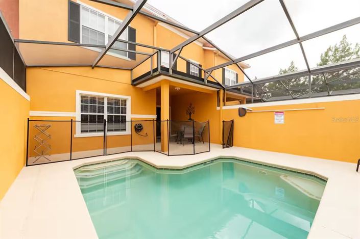 Image No.2-4 Bed Townhouse for sale