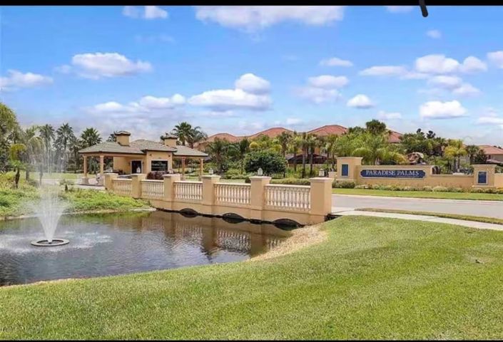 Image No.22-4 Bed Townhouse for sale