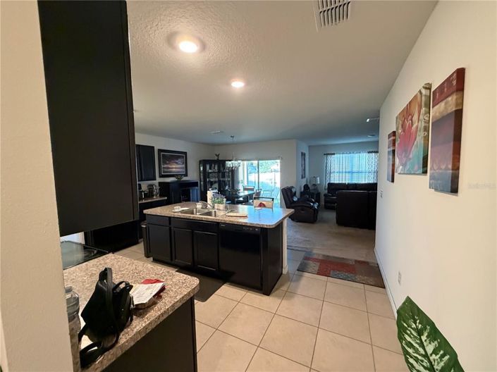 Image No.16-4 Bed House for sale