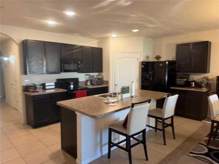 Image No.22-4 Bed House for sale