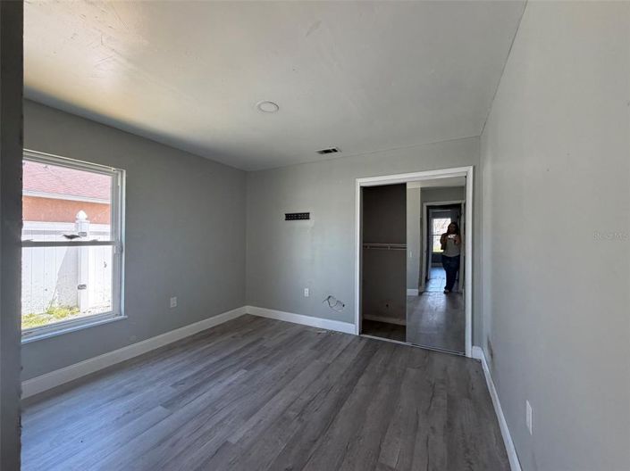 Image No.14-4 Bed House for sale