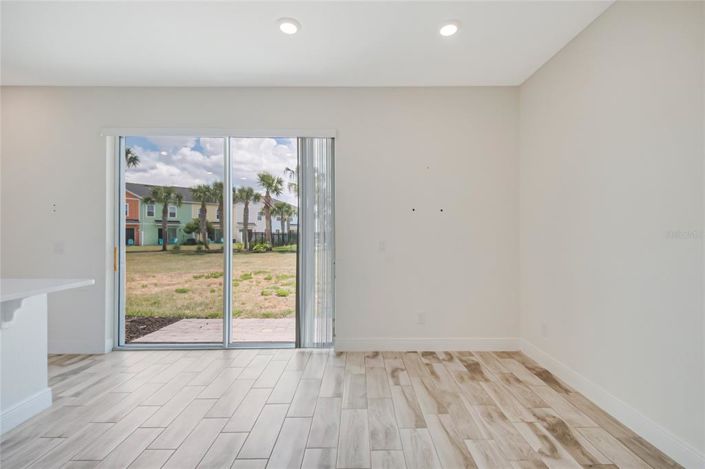 Image No.19-3 Bed Townhouse for sale