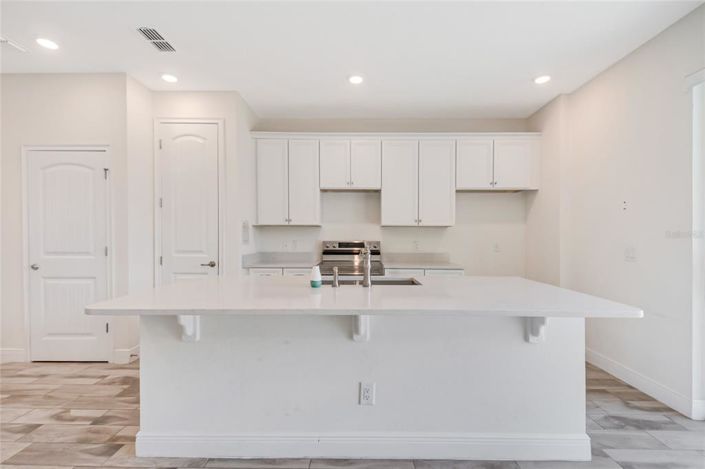 Image No.20-3 Bed Townhouse for sale