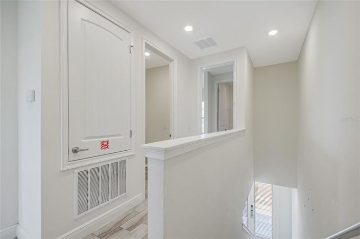 Image No.25-3 Bed Townhouse for sale