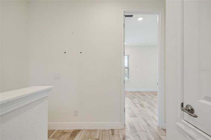 Image No.26-3 Bed Townhouse for sale