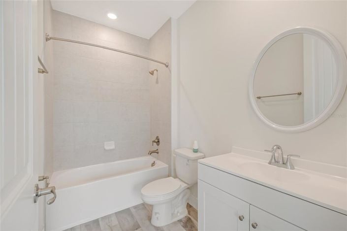 Image No.40-3 Bed Townhouse for sale