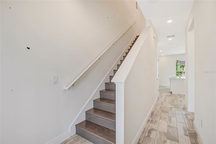 Image No.6-3 Bed Townhouse for sale