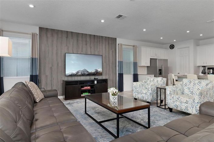 Image No.20-9 Bed House for sale