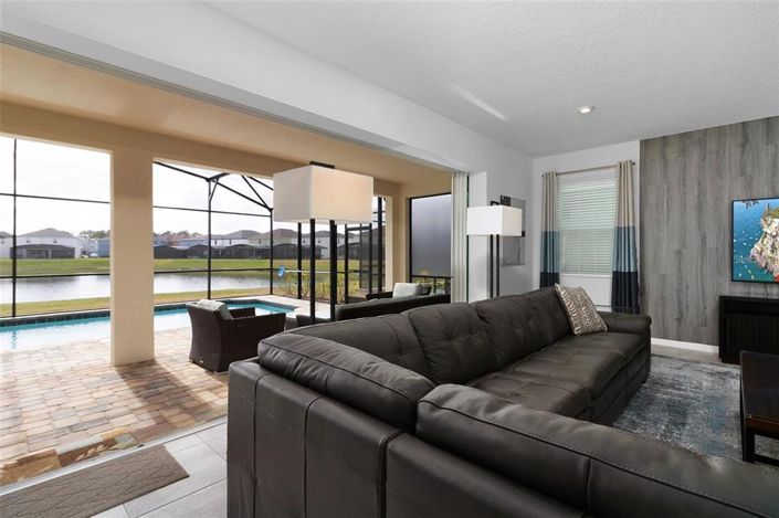 Image No.21-9 Bed House for sale