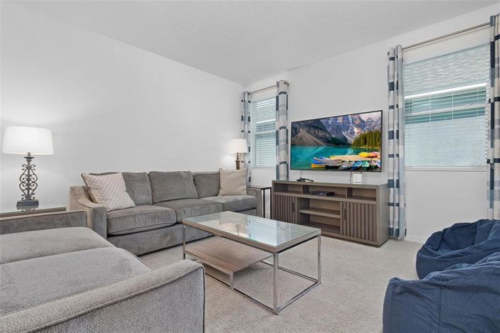 Image No.32-9 Bed House for sale