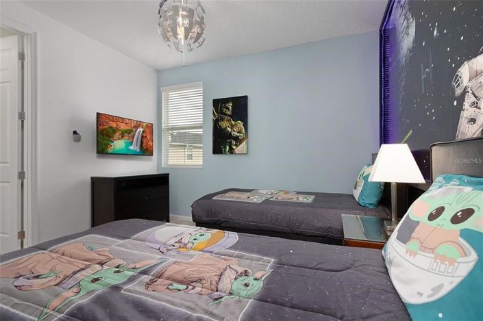 Image No.33-9 Bed House for sale