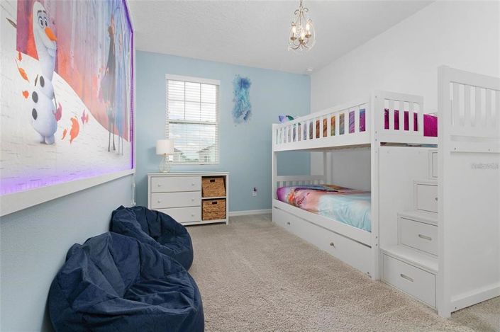 Image No.38-9 Bed House for sale