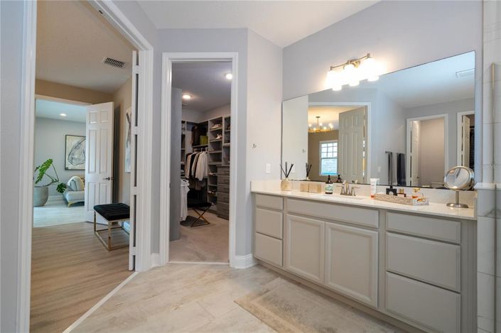 Image No.28-4 Bed House for sale