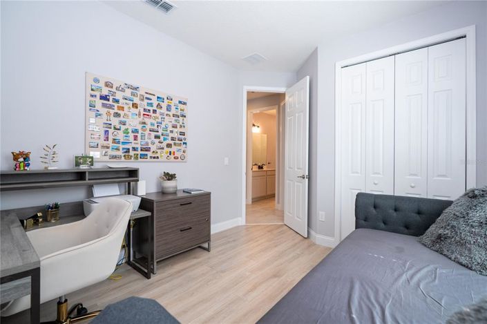 Image No.43-4 Bed House for sale