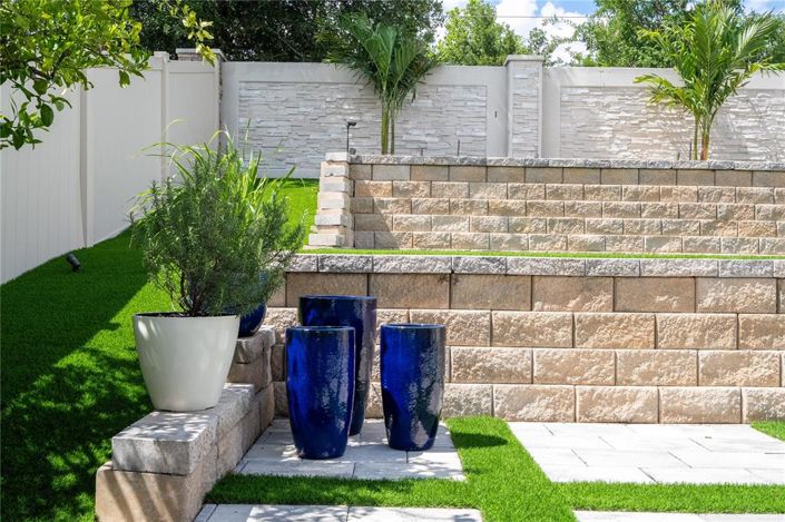 Image No.53-4 Bed House for sale