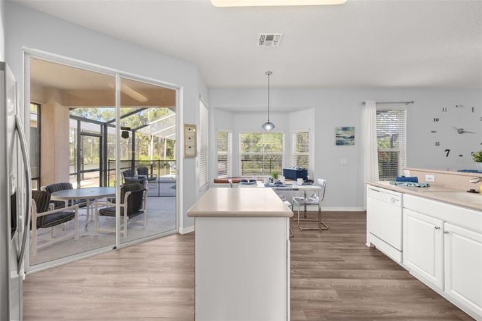 Image No.16-4 Bed House for sale