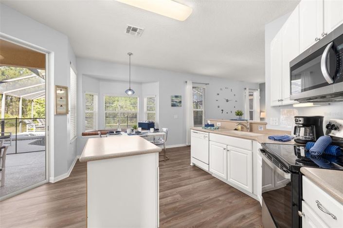 Image No.19-4 Bed House for sale