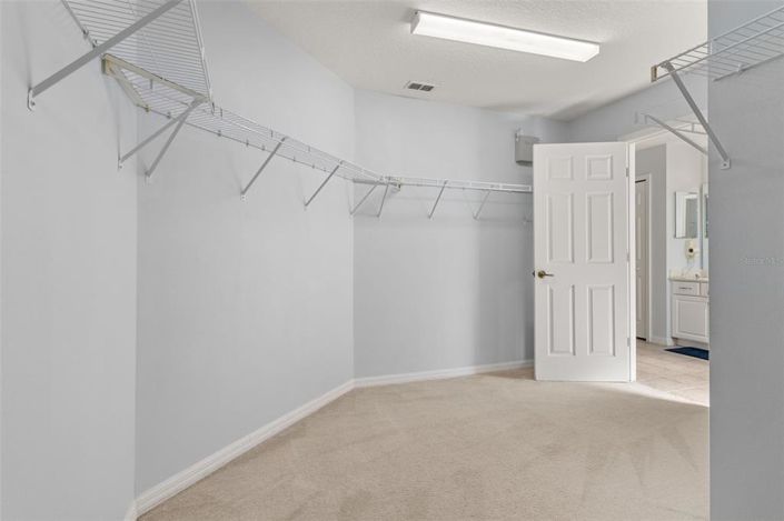 Image No.37-4 Bed House for sale