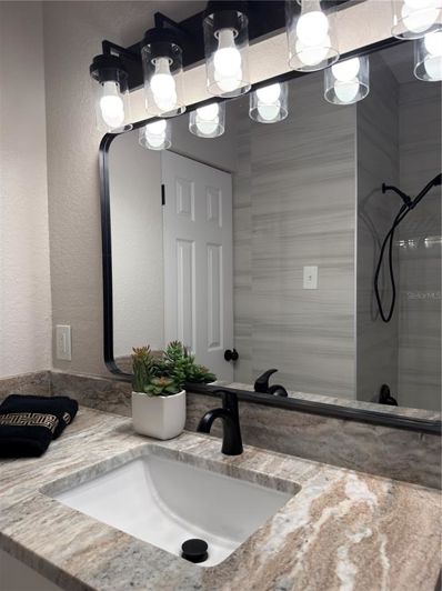 Image No.14-3 Bed House for sale